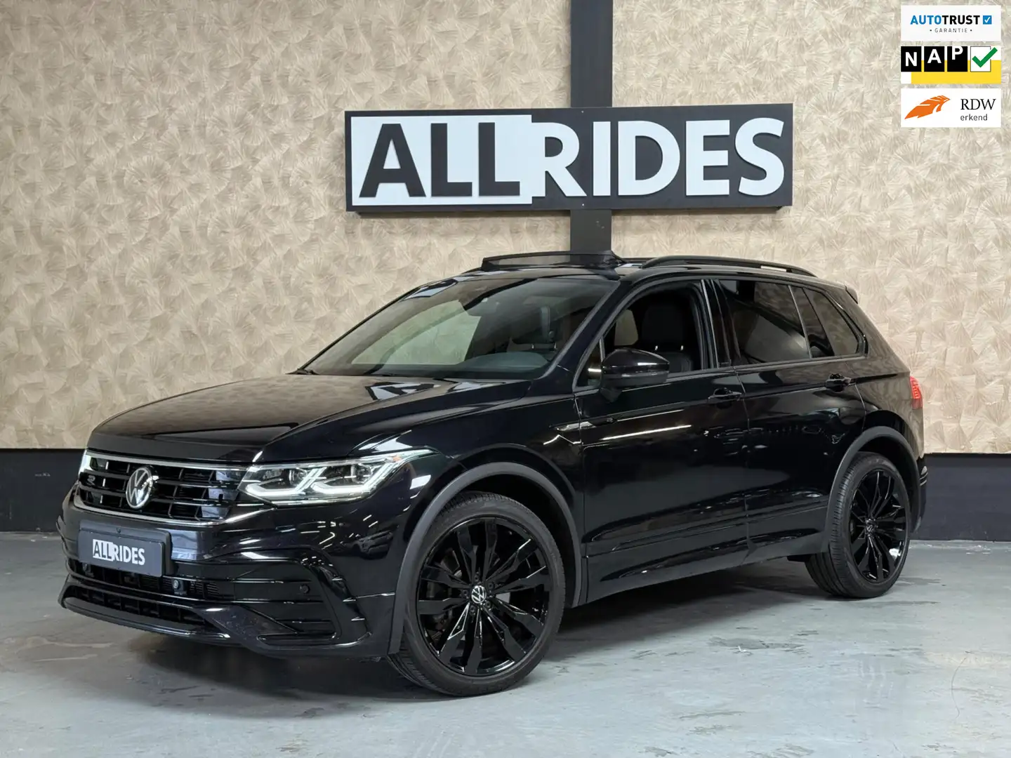 Volkswagen Tiguan 2.0 TSI 4Motion R-Line | 245PK | Pano | Leer | Key Noir - 1