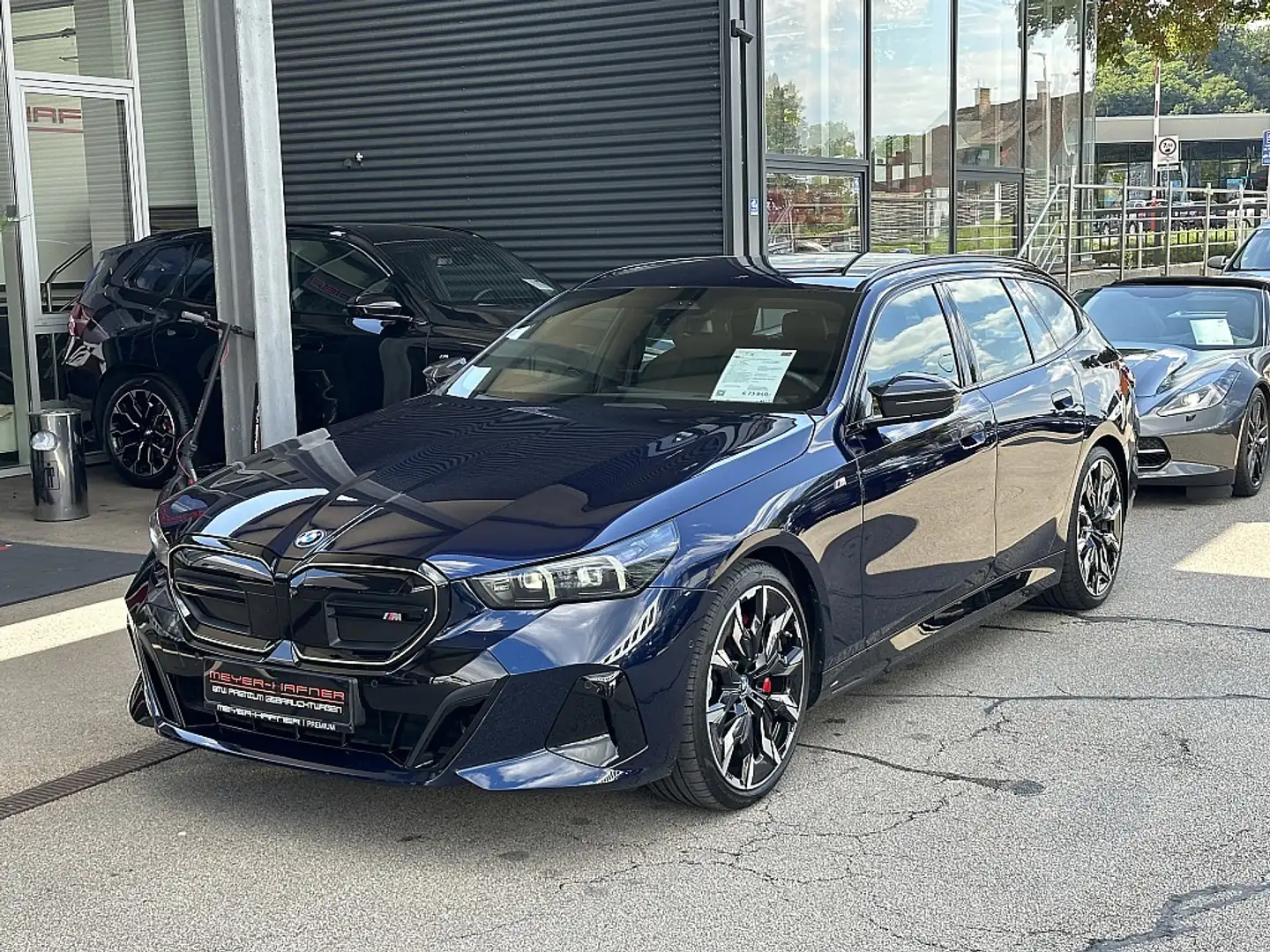 BMW i5 M60 Touring xDrive 81,2kWh / Harman Kardon / Ca... Bleu - 1