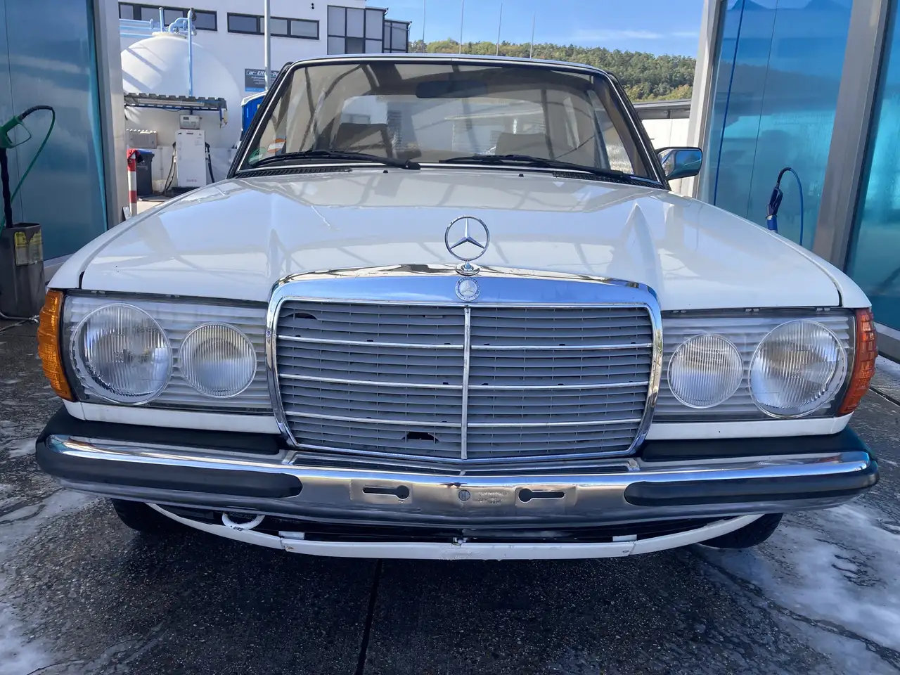 Mercedes-Benz E 200 w 123, foto 2