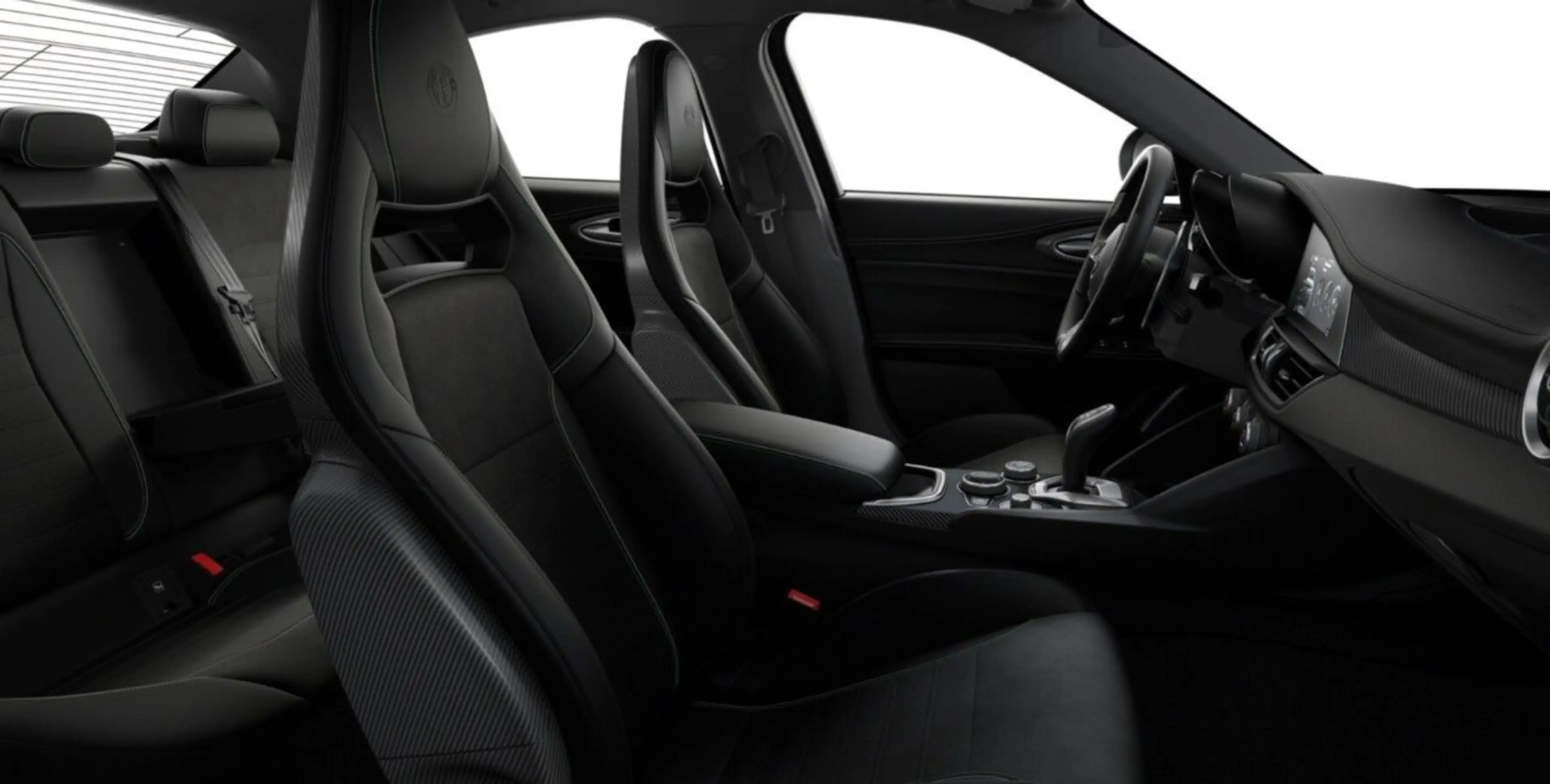Alfa Romeo Giulia QUADRIFOGLIO Sparco, Akrapovic Carbondach — photo 5