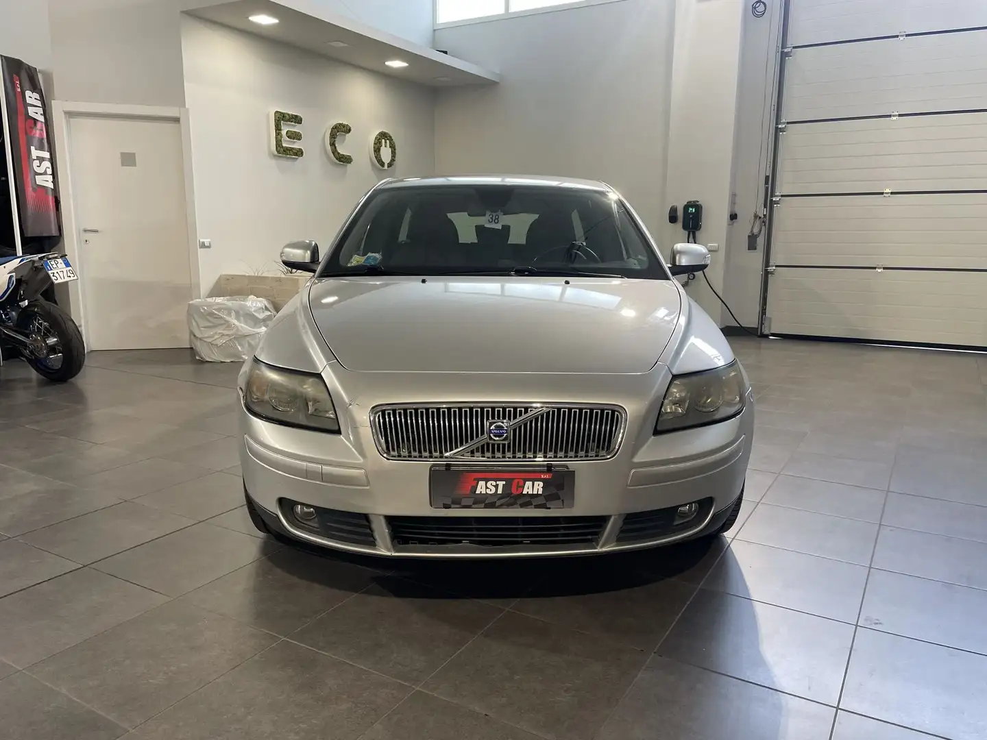 Volvo V50 V50 2.0 D cat Kinetic Grigio - 2