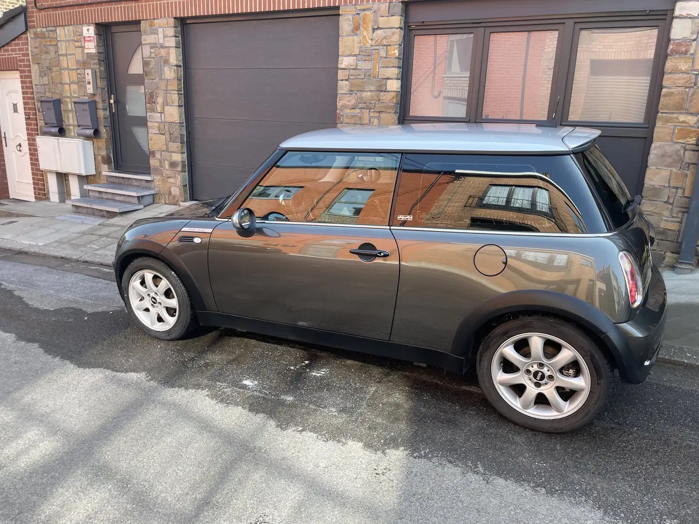 MINI Cooper 1.6L - 1