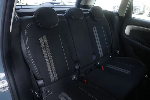 Mini Countryman view 13