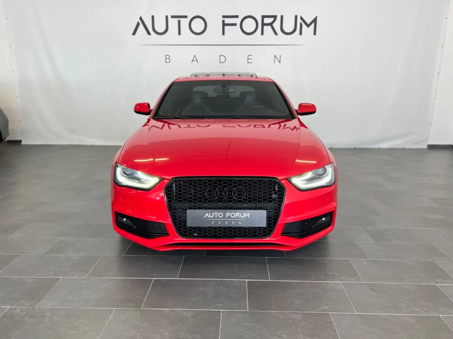 Audi S4 3.0 TFSI S-tronic quattro*B&O*Side*S Sitze* Červená - 2