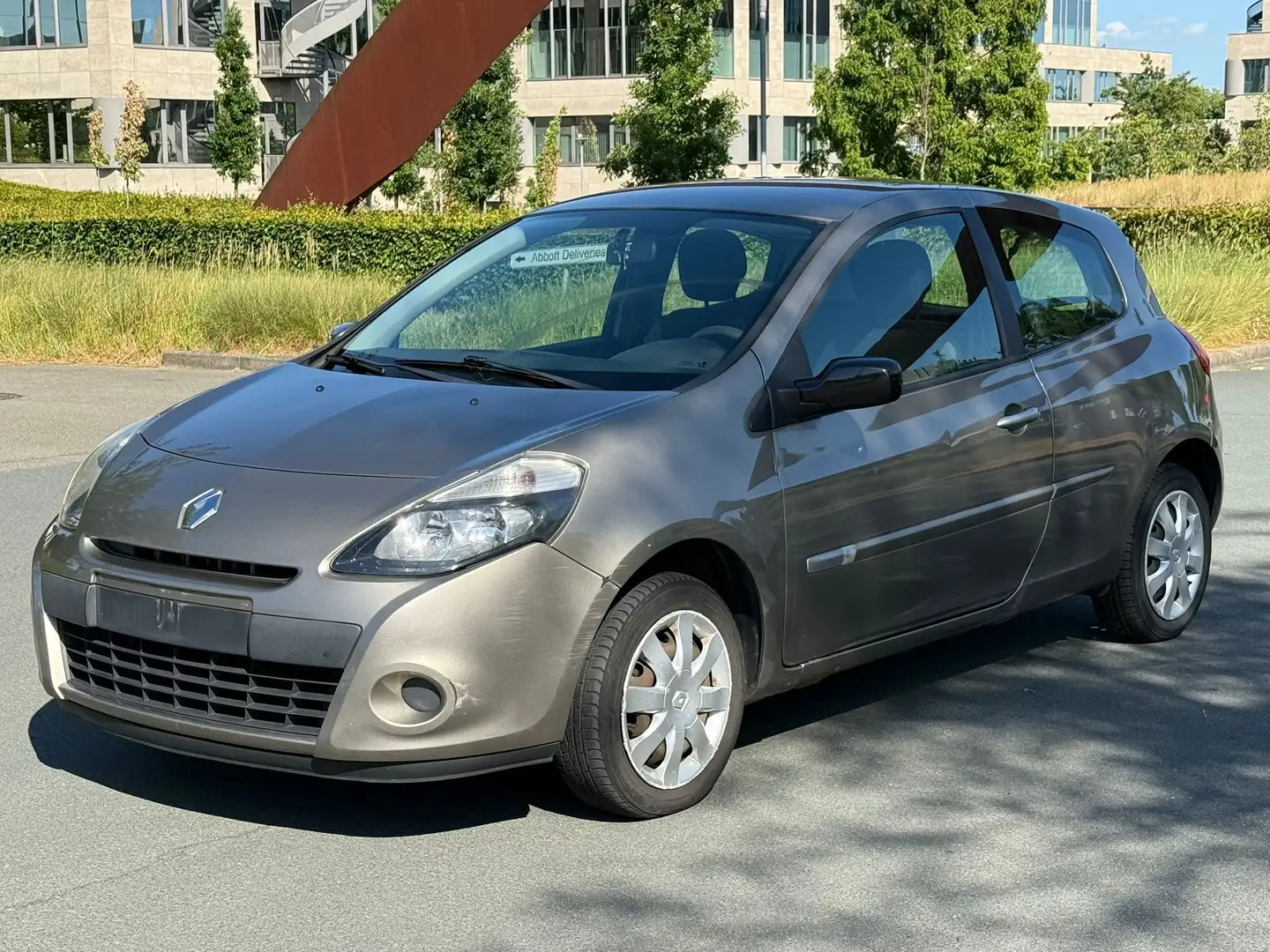 Renault Clio 1.2i Expression - 1