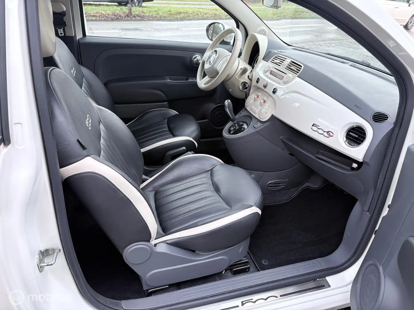 Fiat 500 0.9 TwinAir Lounge | CABRIO | AUT | GROOT OH | LEE Weiß - 2