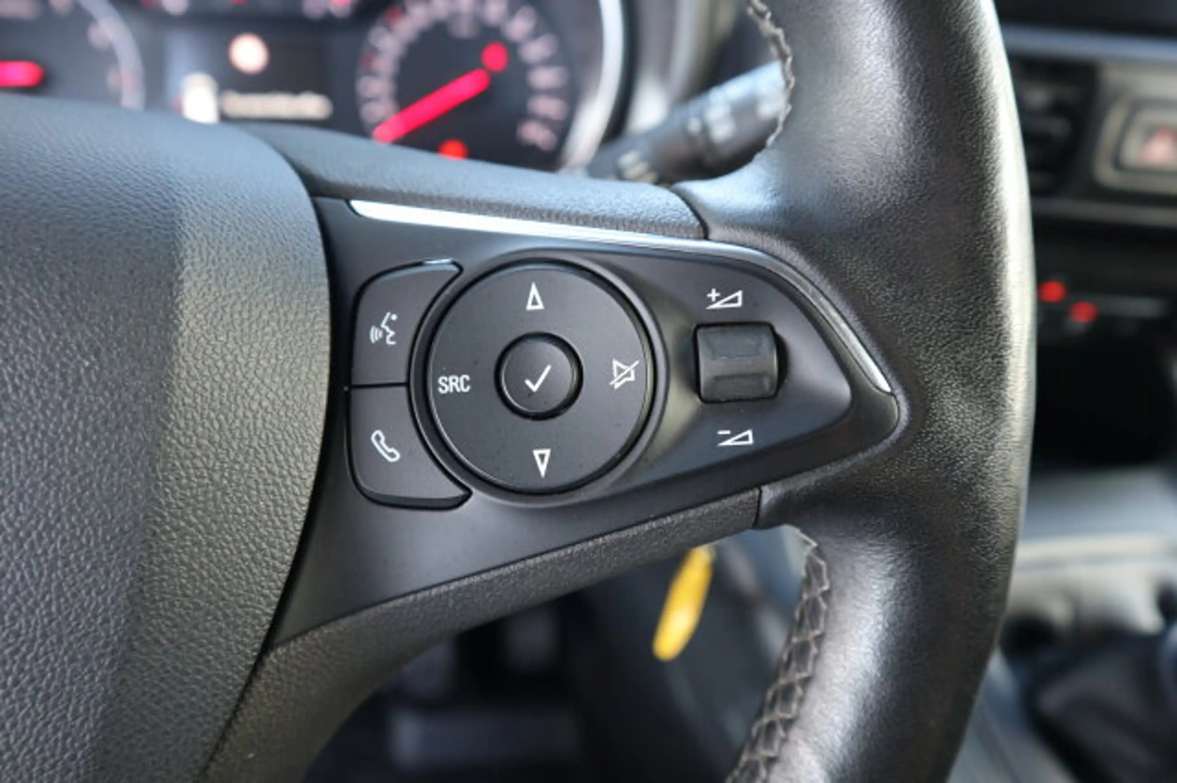 Opel Combo Life 1.2 Turbo Edition Navi/Klima Sitzhzg./MF-Lenkrad/BC/eFH./NSW/Schadstoffarm nach Abgasnorm Euro 6d — photo 15