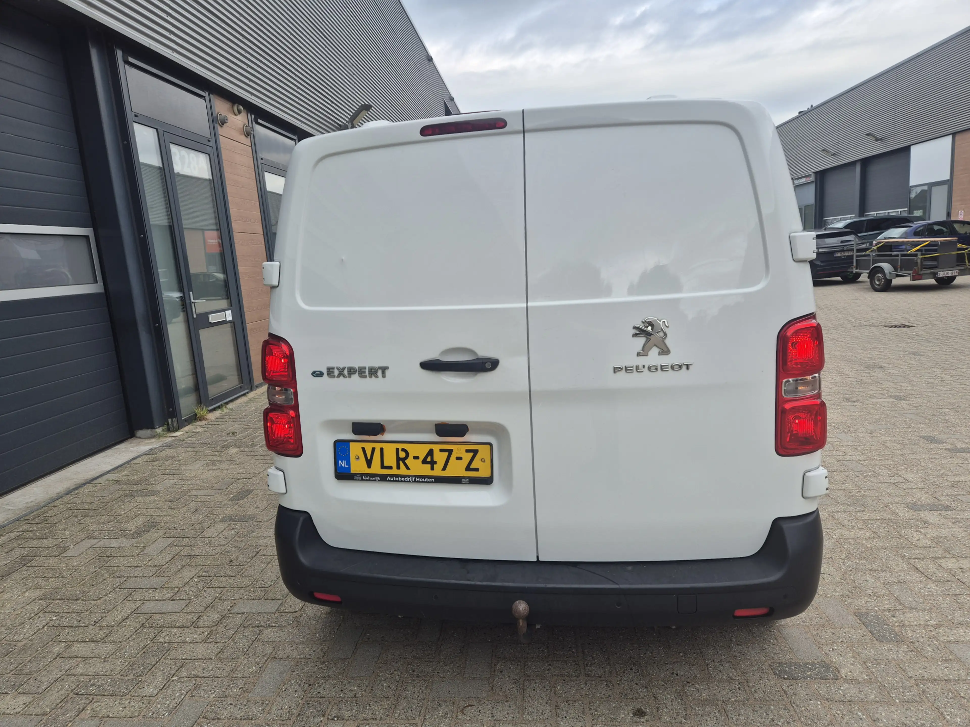 Peugeot e-Expert Premium 75 kWh 300km wltp long rang trekhaak snell — photo 5