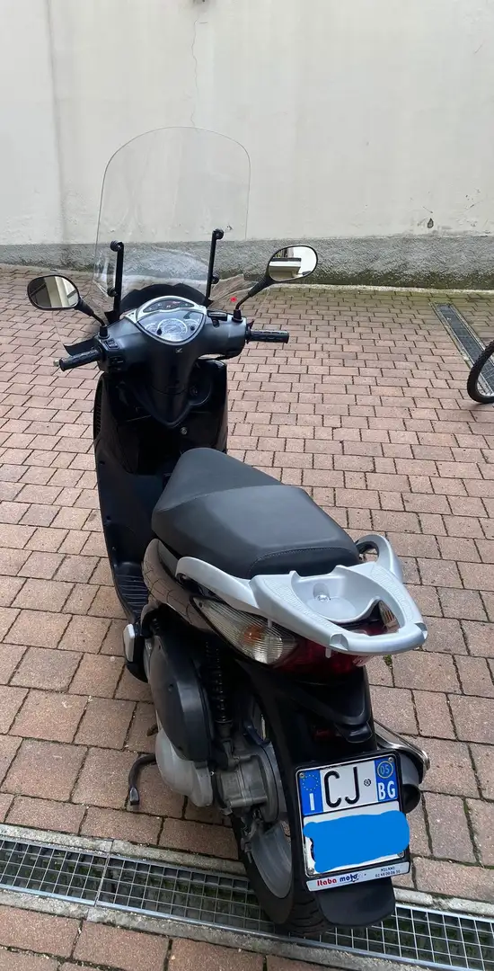 Honda SH 150i Siyah - 1
