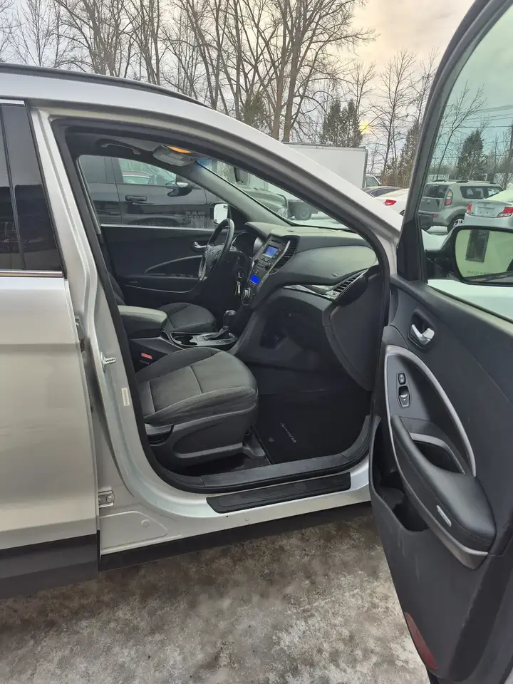 Hyundai SANTA FE снимка Hyundai SANTA FE
