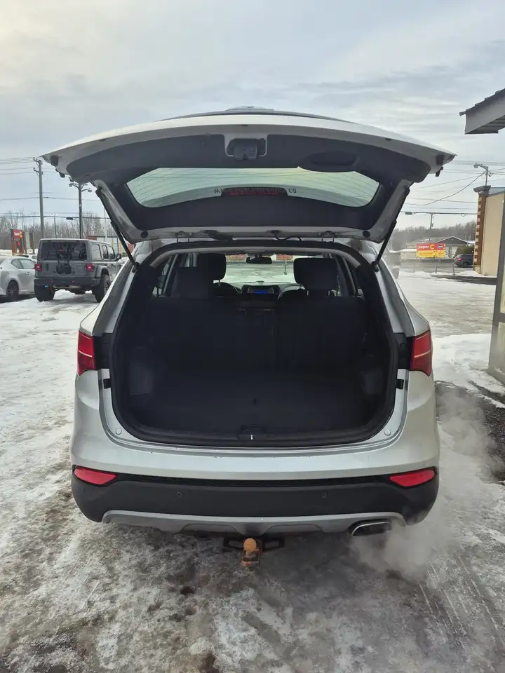 Hyundai SANTA FE снимка Hyundai SANTA FE