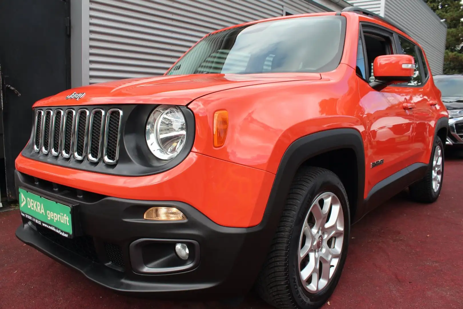 Jeep Renegade RENEGADE 1.4 LONGITUDE FWD KLIMA PDC 17.ZOLL ALU Orange - 1