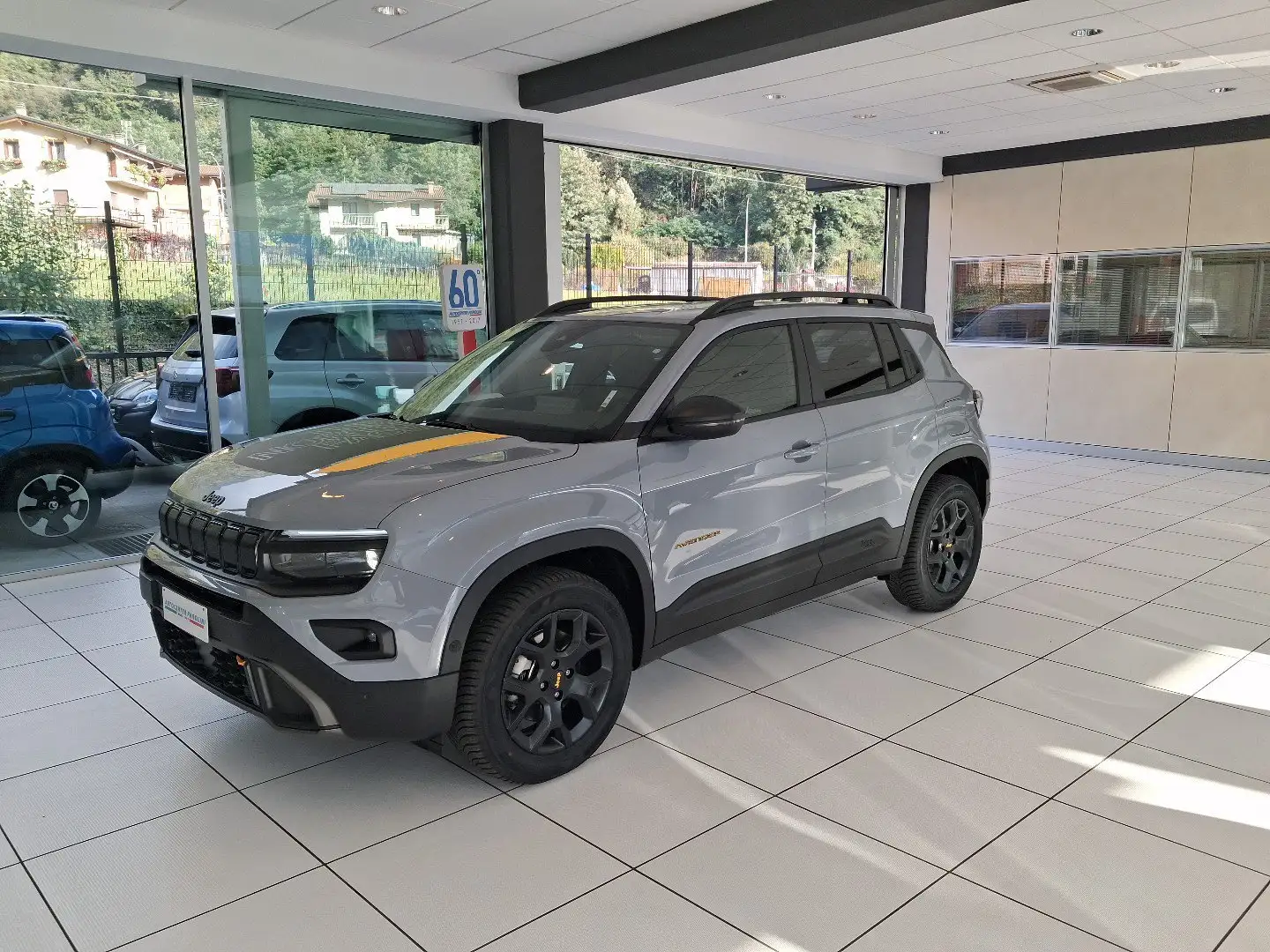 Jeep Avenger Avenger 1.2 Turbo 136 CV MHEV 4xe The North Face Gris - 1
