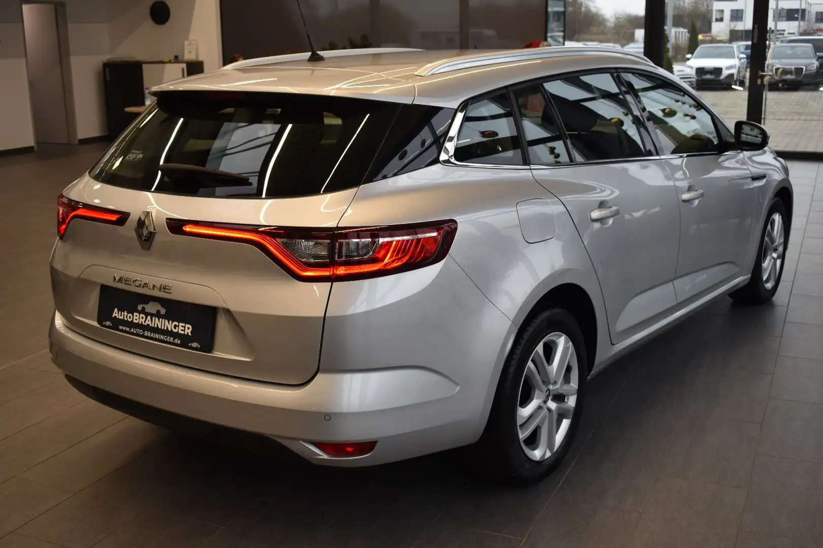 Renault Megane IV Grandtour Business Edt Navi3D~Tempomat Silber - 2