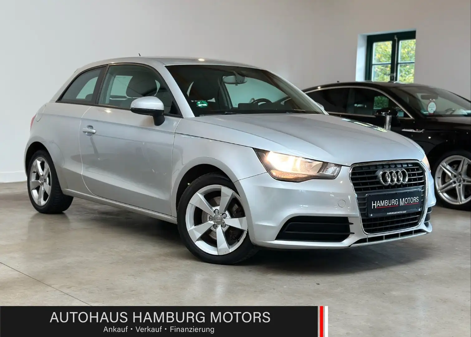 Audi A1 1.4 TFSI S-tronic NAVI/KLIMA/SHZ/PDC/122PS Silber - 1