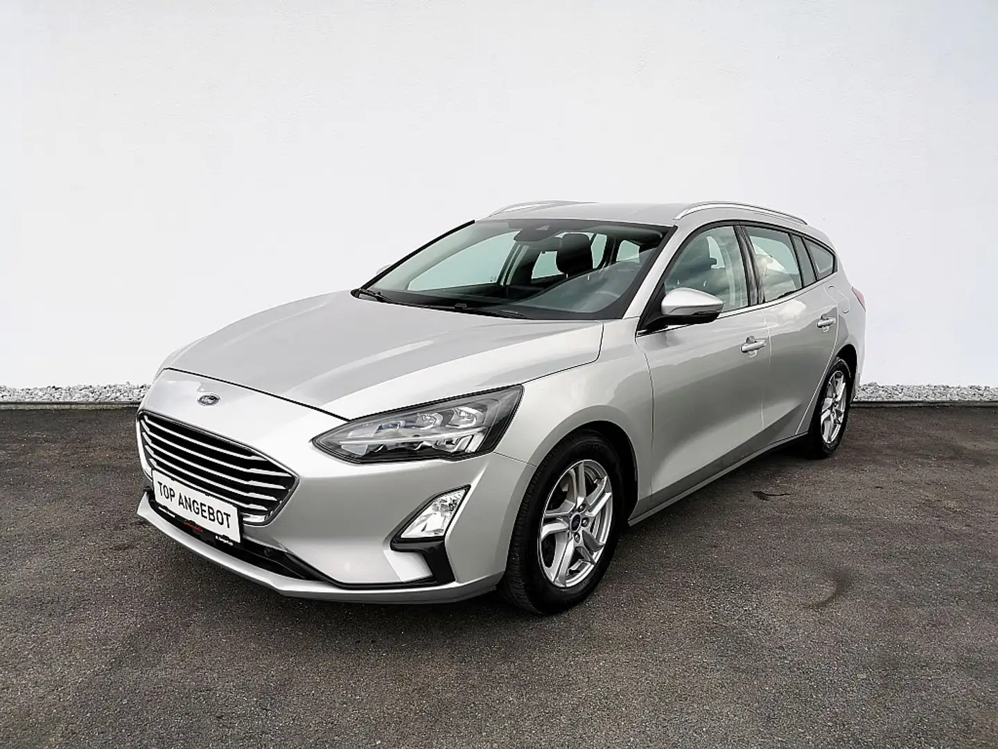 Ford Focus Traveller 1,5 EcoBlue Aut. "NAVI" Silber - 1