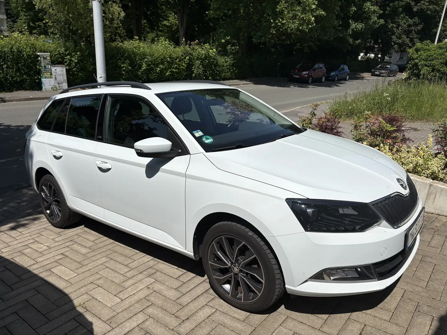 Skoda Fabia Edition Weiß - 1