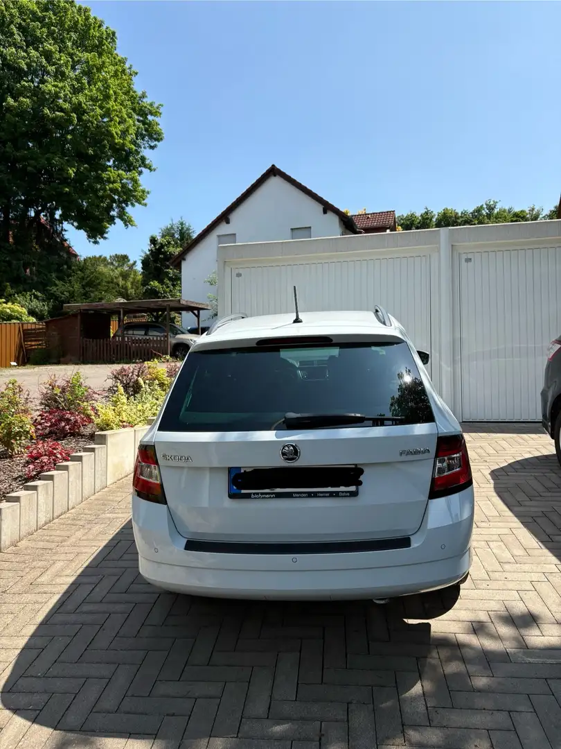 Skoda Fabia Edition Weiß - 2