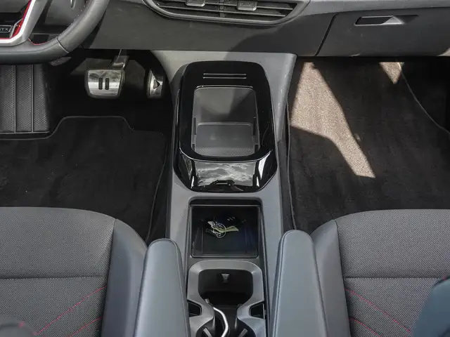 Volkswagen Id.5 view 15