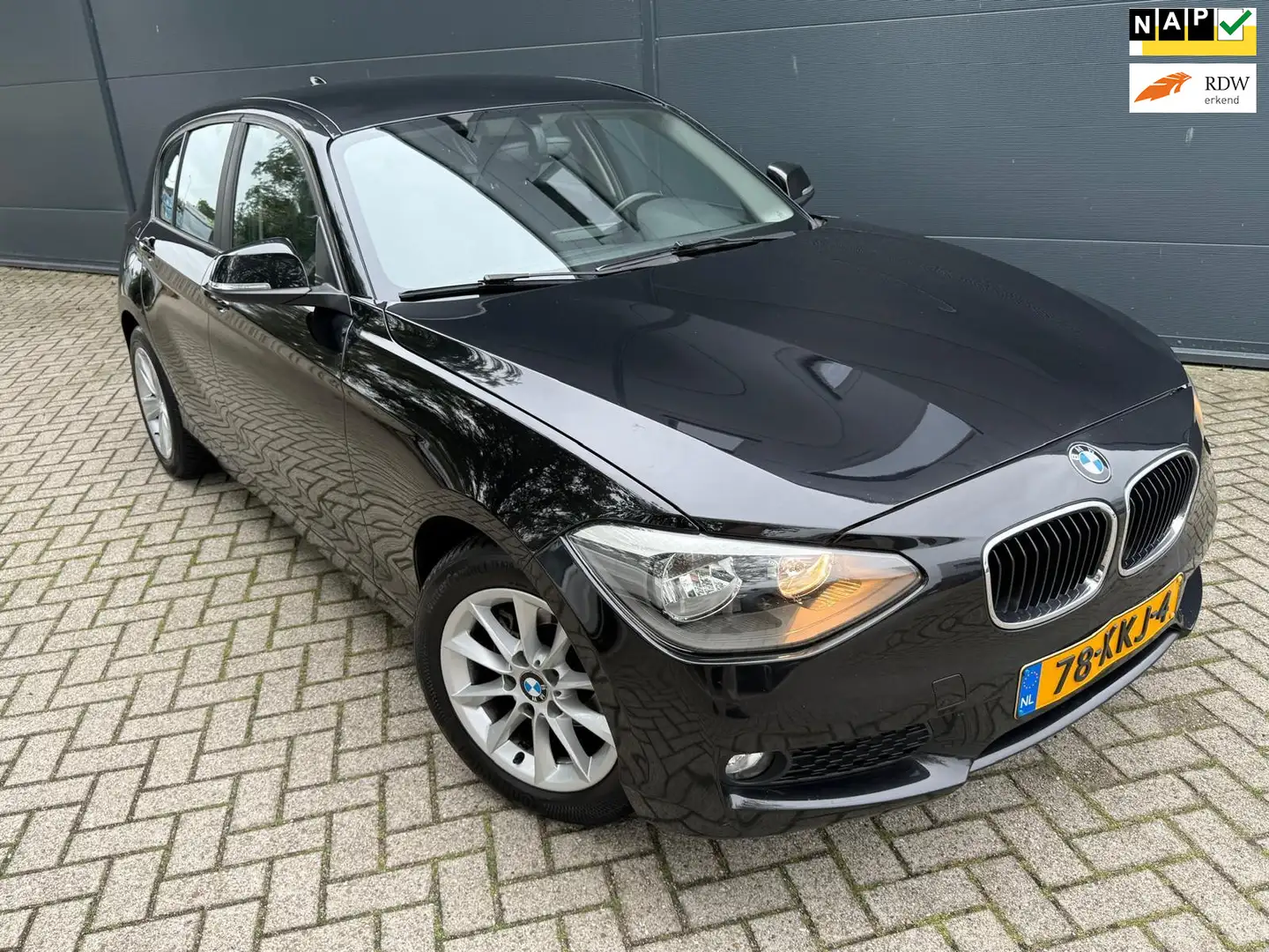 BMW 116 1-serie 116i Business/Navi/Airco/cruise/bluetooth/ Noir - 1