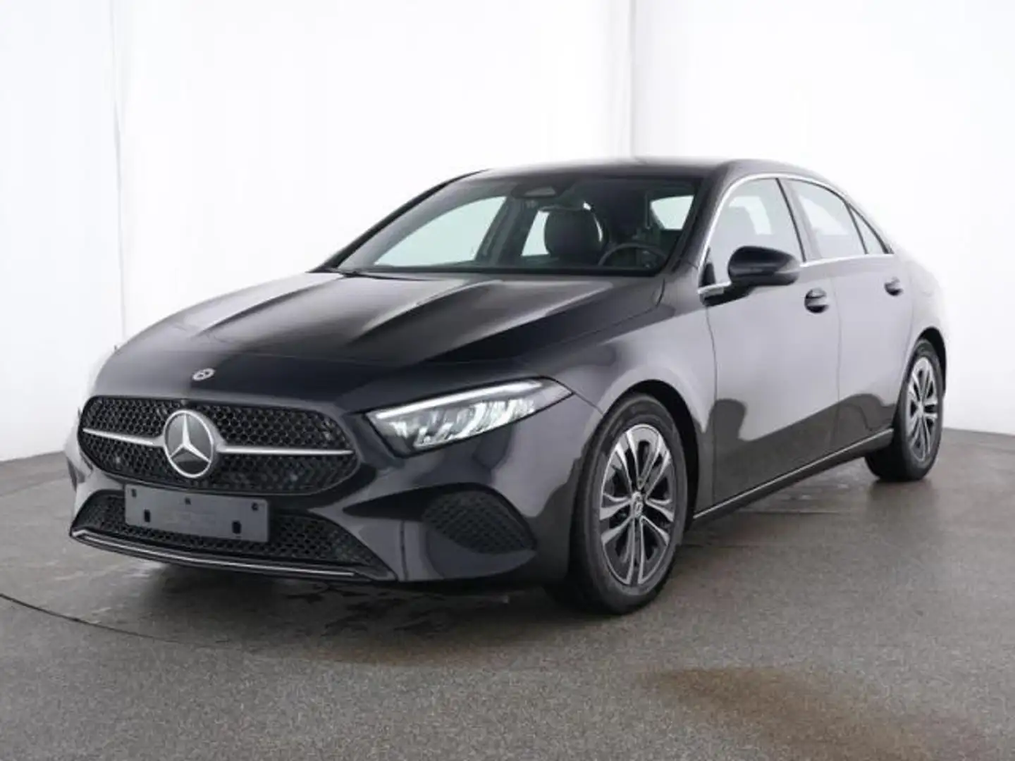 Mercedes-Benz A 180 Automatic Sport 4P SEDAN BERLINA Zwart - 1