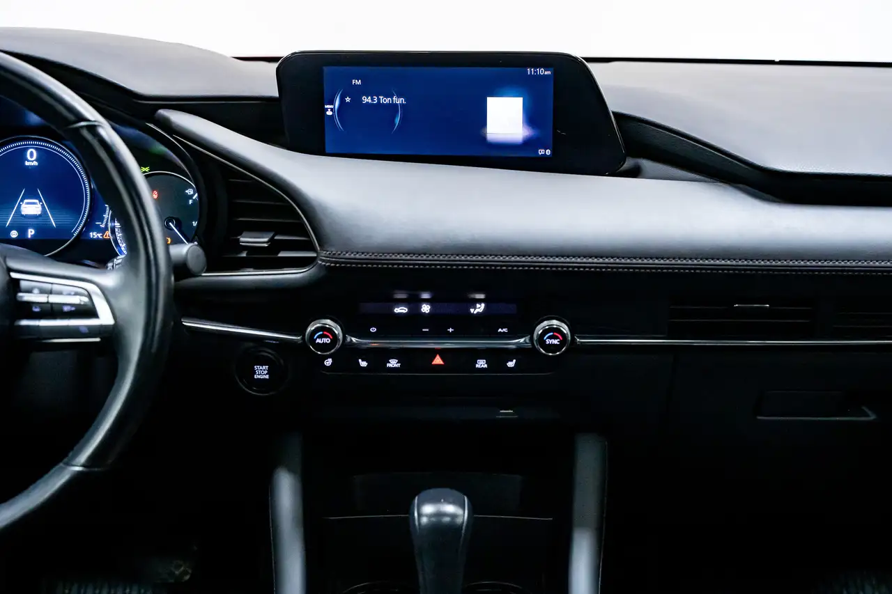 Mazda 3 снимка Mazda 3