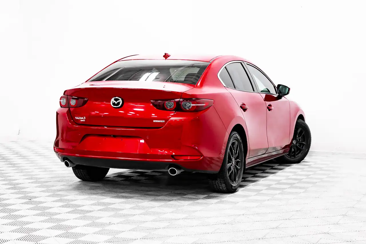 Mazda 3 снимка Mazda 3