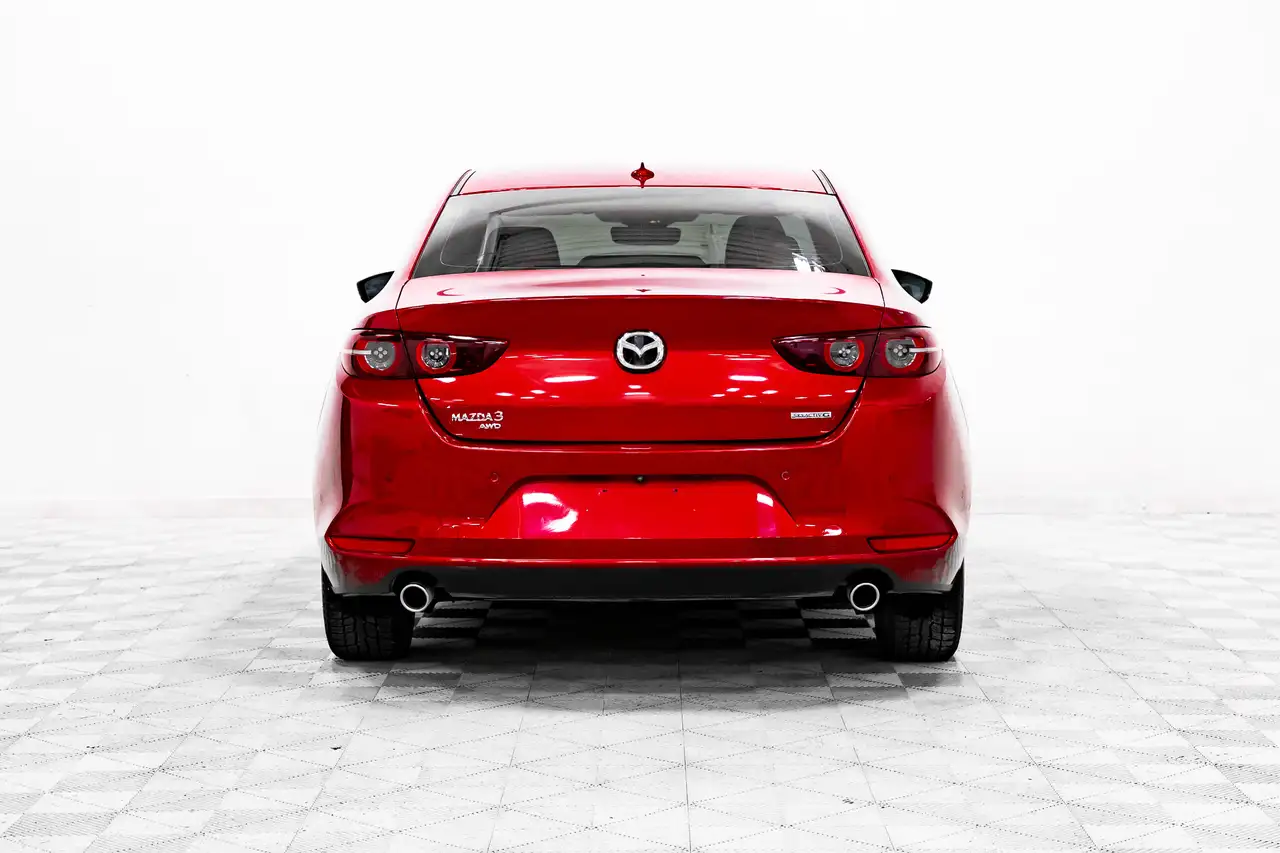 Mazda 3 снимка Mazda 3