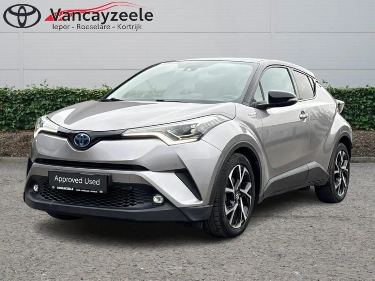 Toyota C-HR CULT+nav+cam+sens V&A Plateado - 1