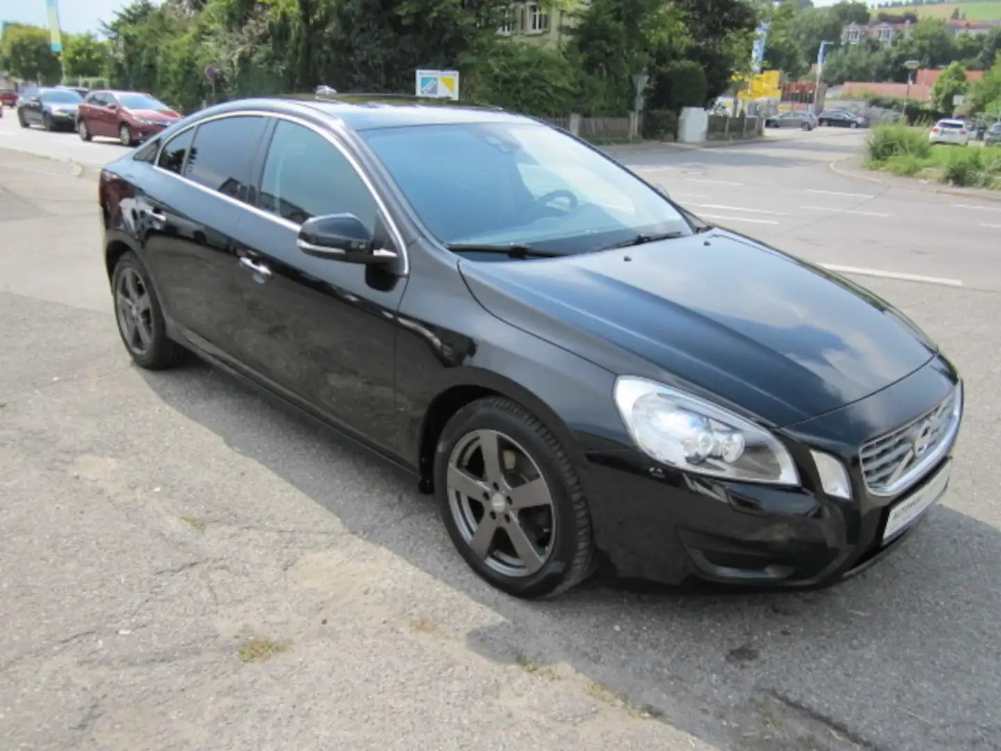 Volvo S60 D5 Momentum ~ Klima ~ Navi ~ AHK ~ GSHD Nero - 2