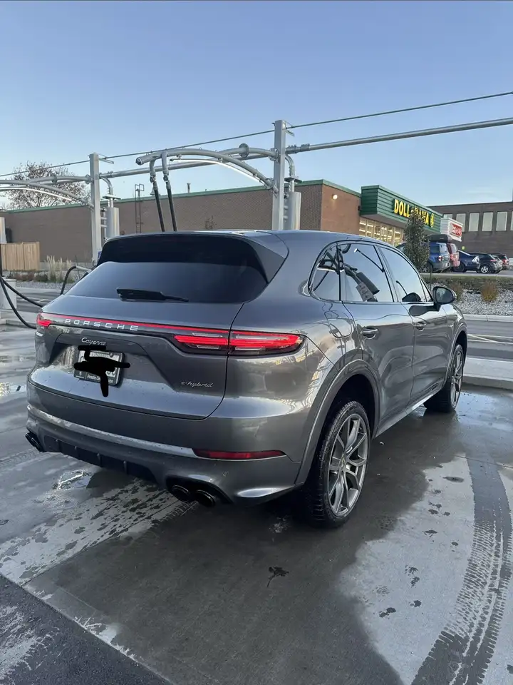 Porsche Cayenne снимка Porsche Cayenne