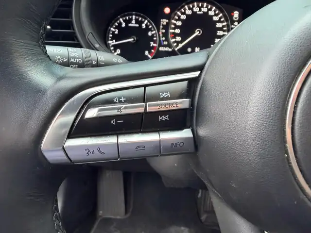 Mazda CX-30 view 15