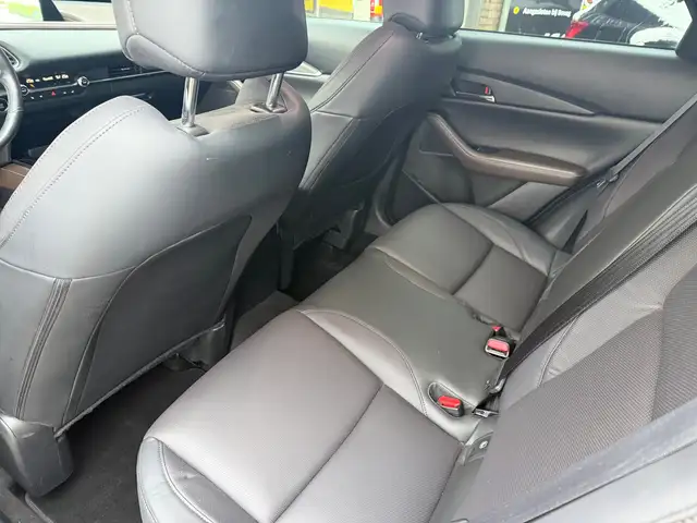 Mazda CX-30 view 7