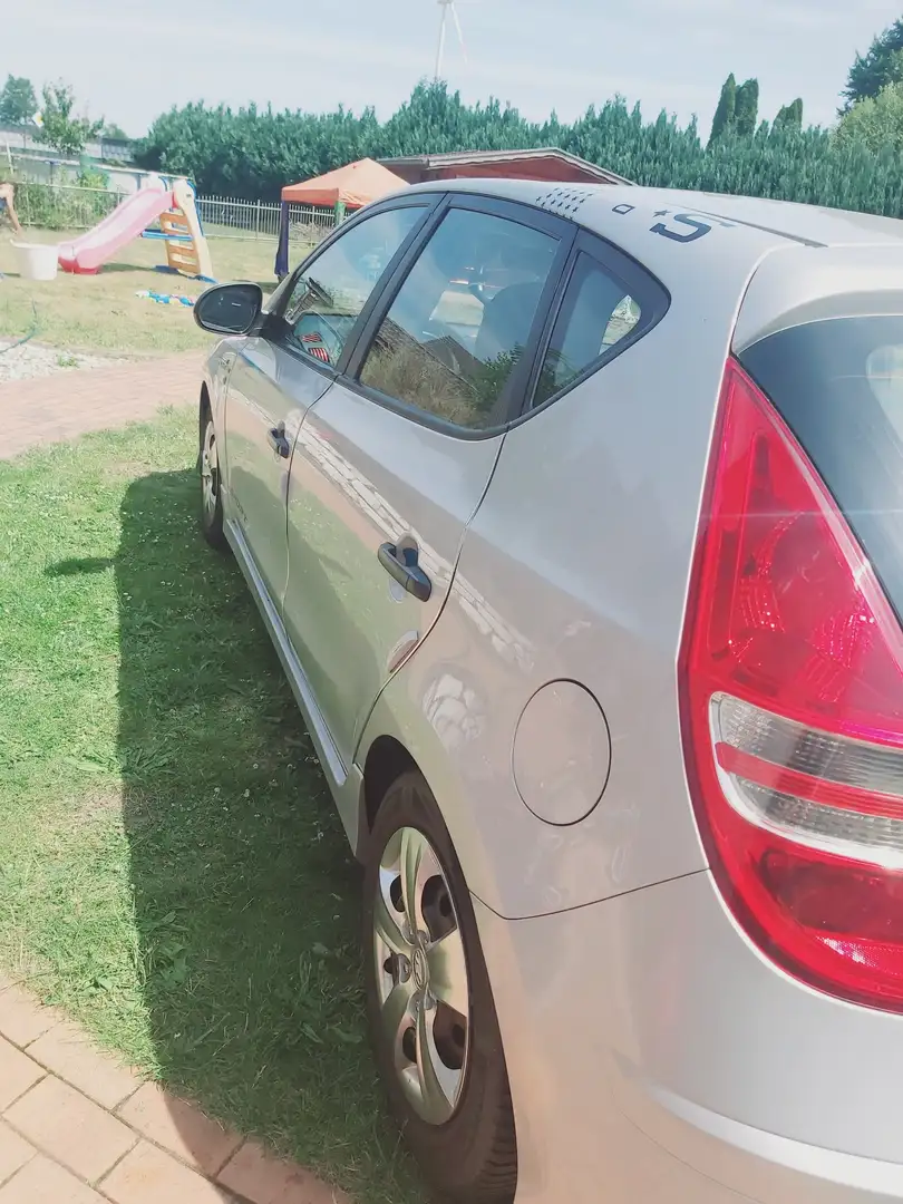 Hyundai i30 1.6 CRDi Style - 1