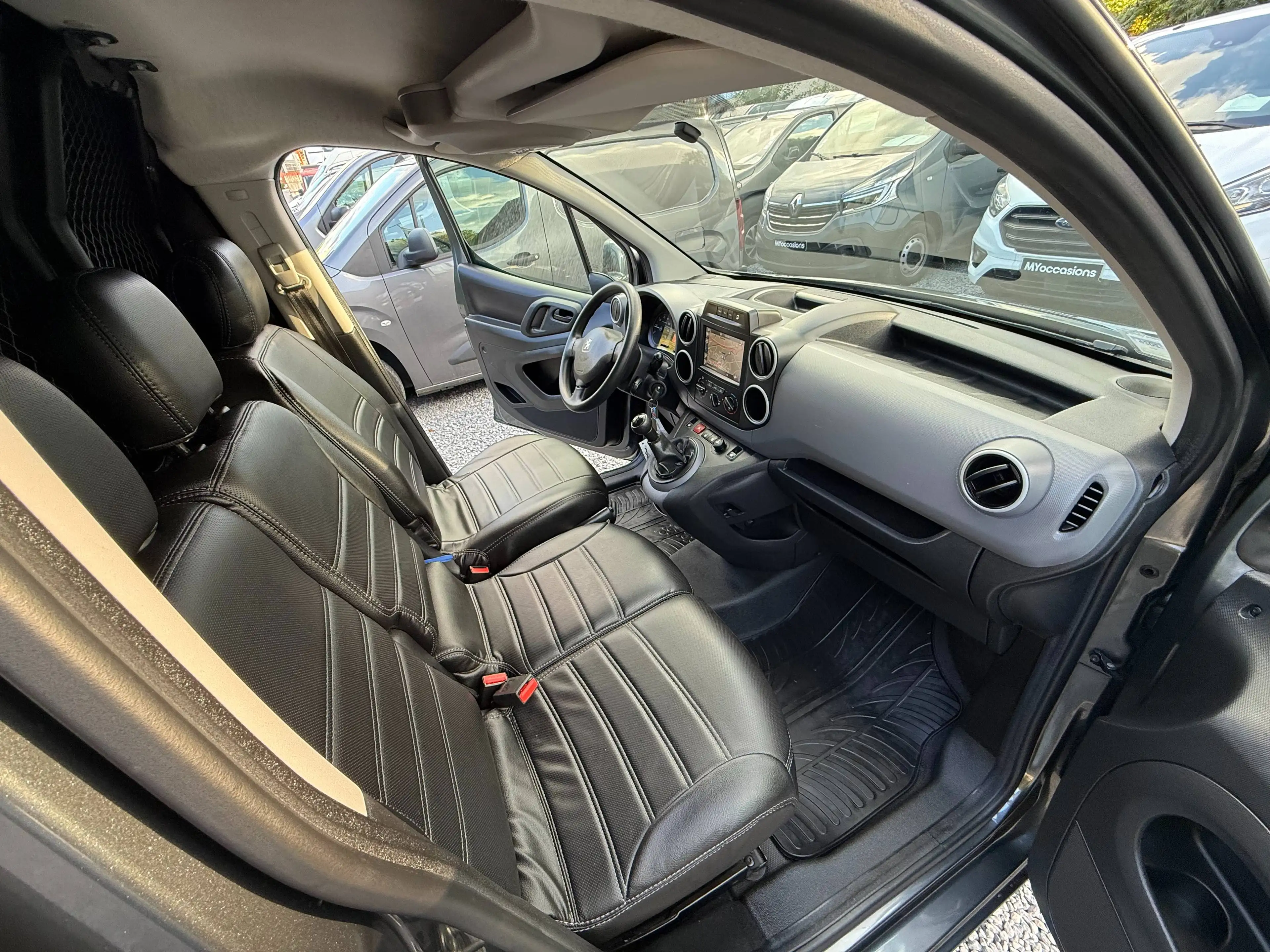 Peugeot Partner GALICIA - 1.6 HDi - 3 PLACES - UTILITAIRE - 100.000 KM - A VOIR - — photo 15