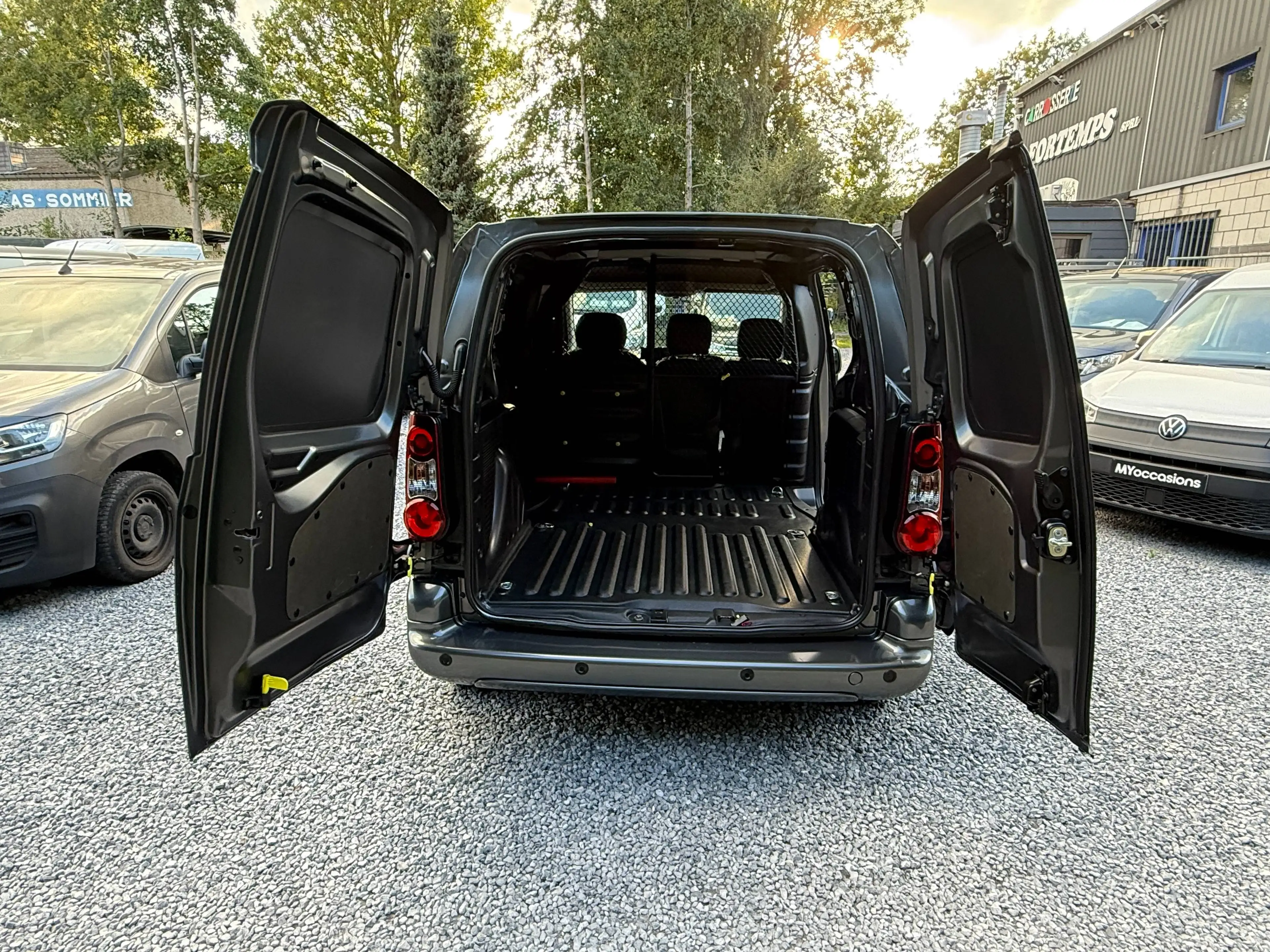 Peugeot Partner GALICIA - 1.6 HDi - 3 PLACES - UTILITAIRE - 100.000 KM - A VOIR - — photo 11
