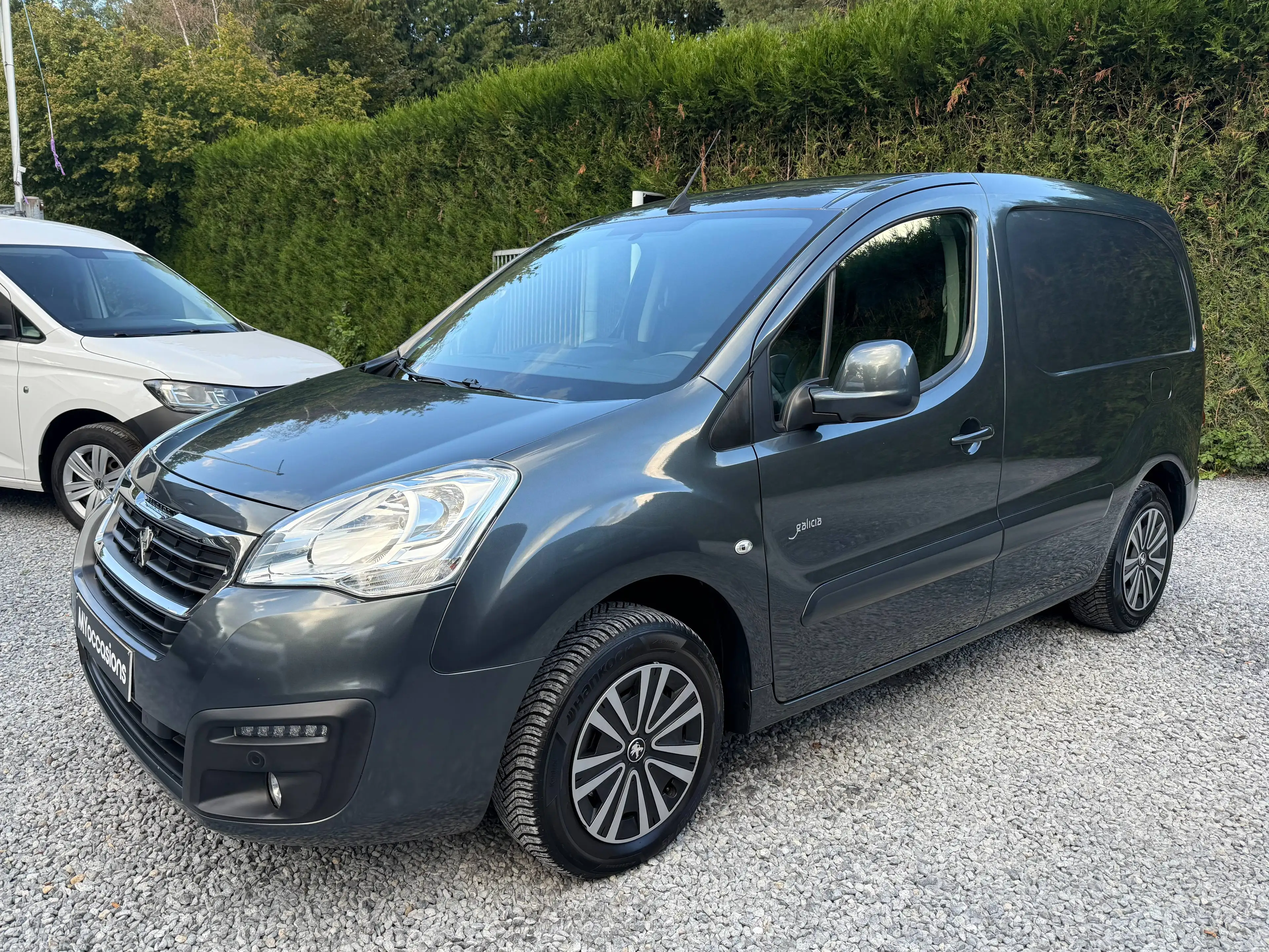 Peugeot Partner GALICIA - 1.6 HDi - 3 PLACES - UTILITAIRE - 100.000 KM - A VOIR -