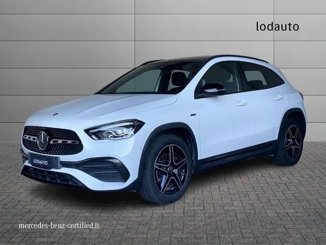 Mercedes-Benz GLA 250 GLA 250 Automatic EQ-POWER Premium