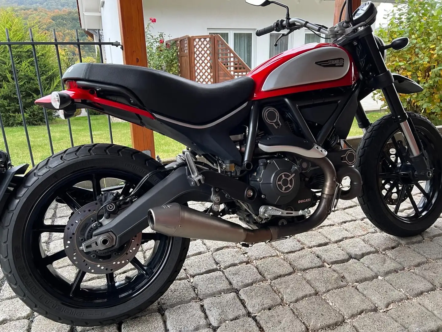 Ducati Scrambler Rot Roşu - 2