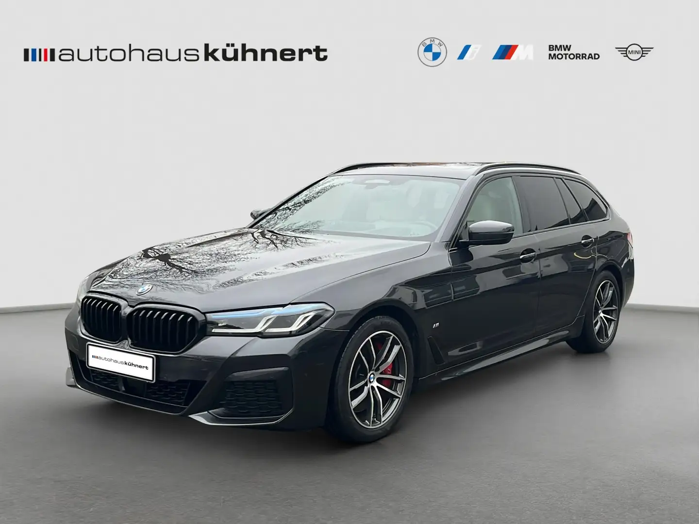 BMW 530 d xDrive Touring ///M-Sport PRO Pano ACC AHK H&K Grau - 1