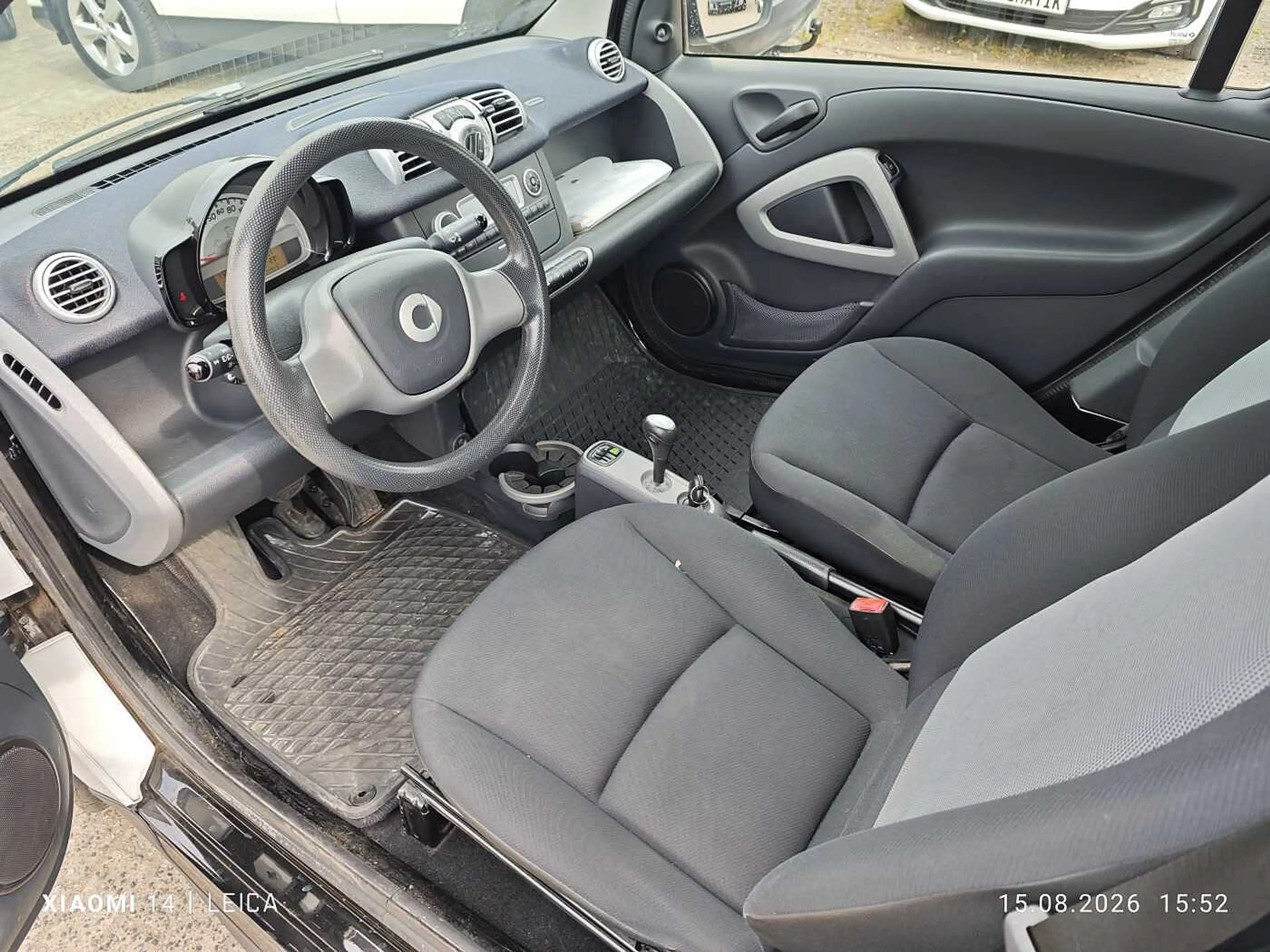 smart forTwo smart fortwo coupe softouch pure — photo 11