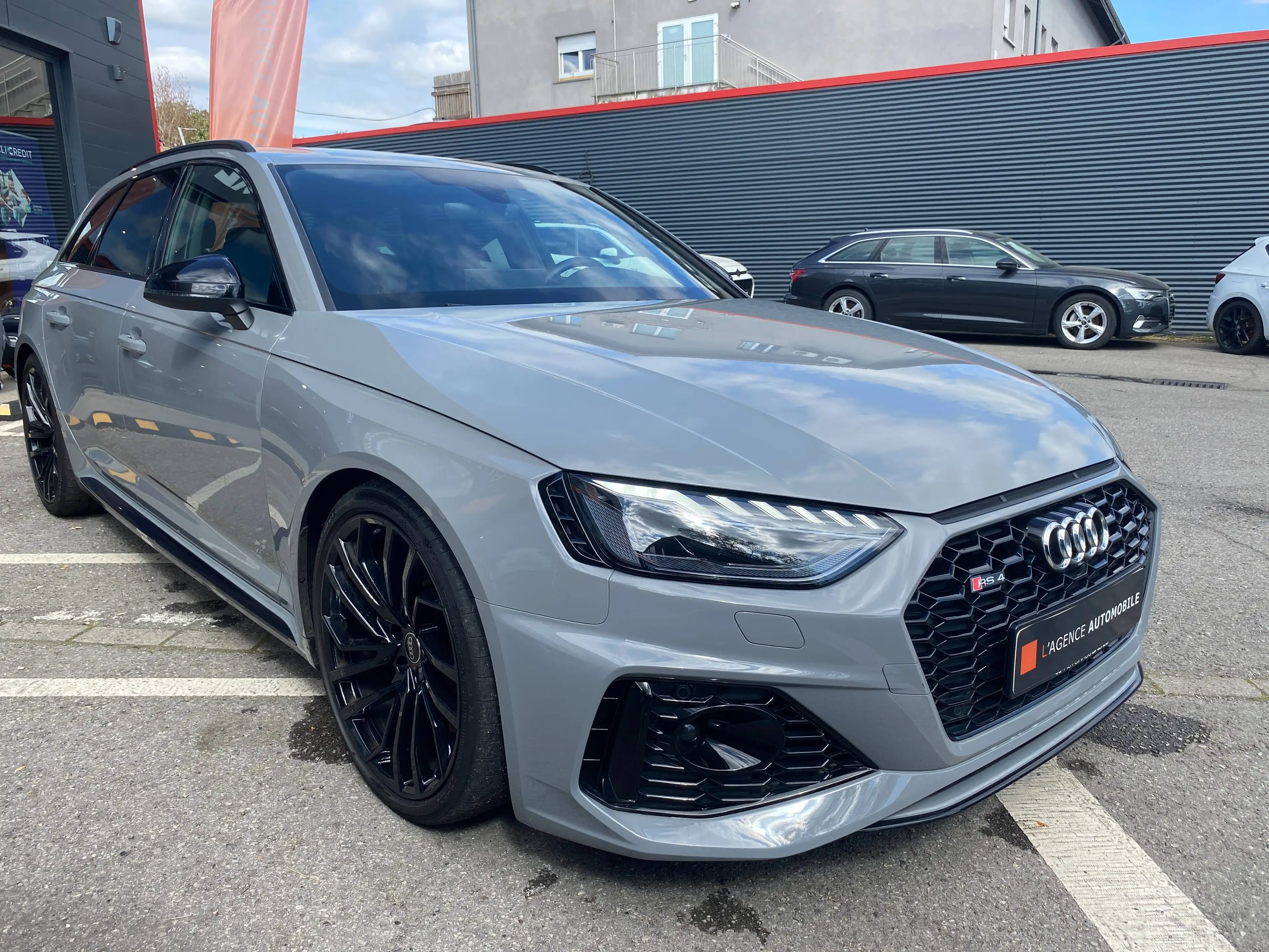 Audi RS4 RS4 Avant Quattro Gris Nardo Jusqu'à 36 mois de garantie — photo 4