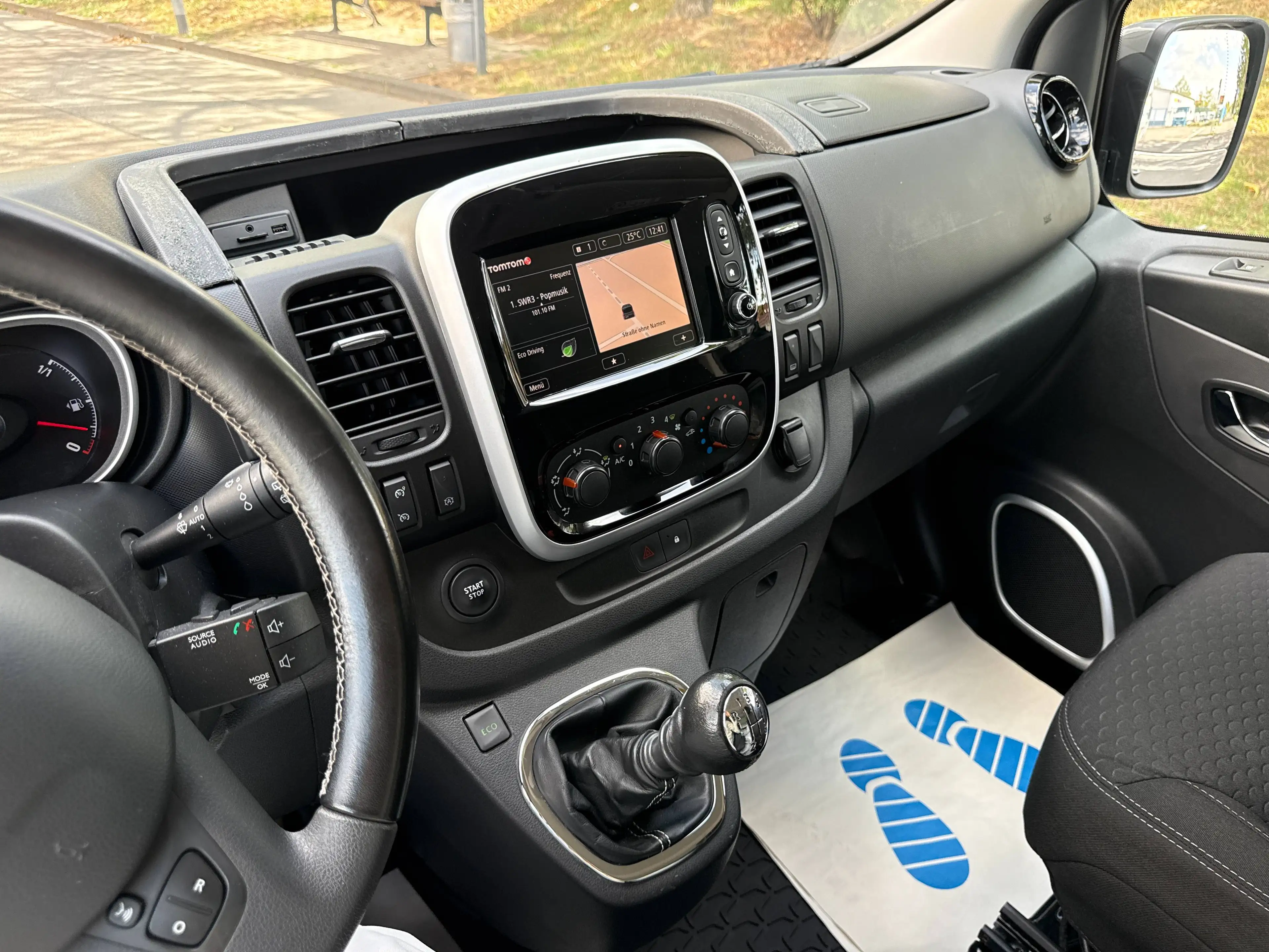 Opel Vivaro B 1.6 BiTurbo L1H1 2,7t Sport CAMPER-UMBAU (AHK*BETT) — photo 22