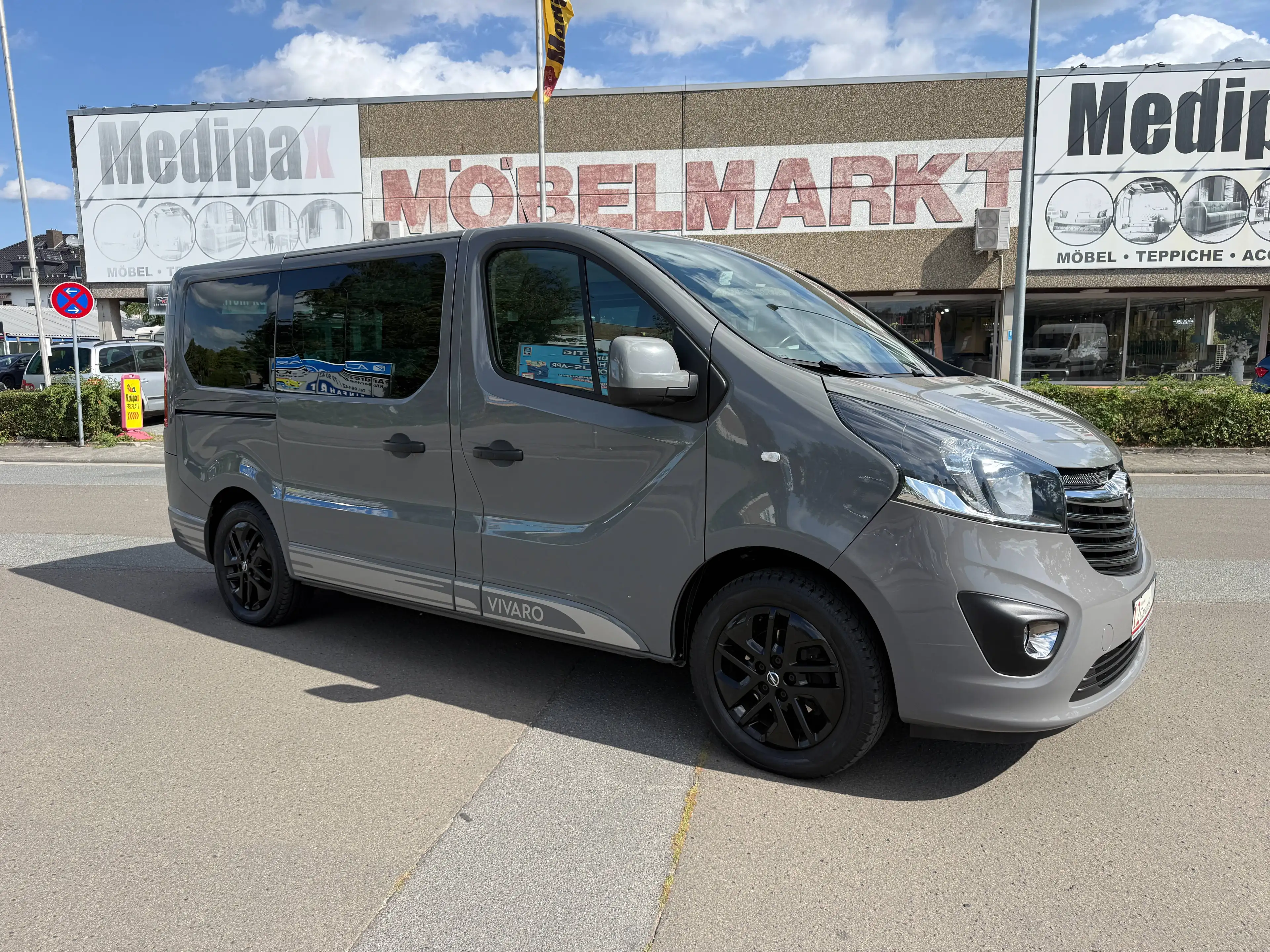 Opel Vivaro B 1.6 BiTurbo L1H1 2,7t Sport CAMPER-UMBAU (AHK*BETT) — photo 3
