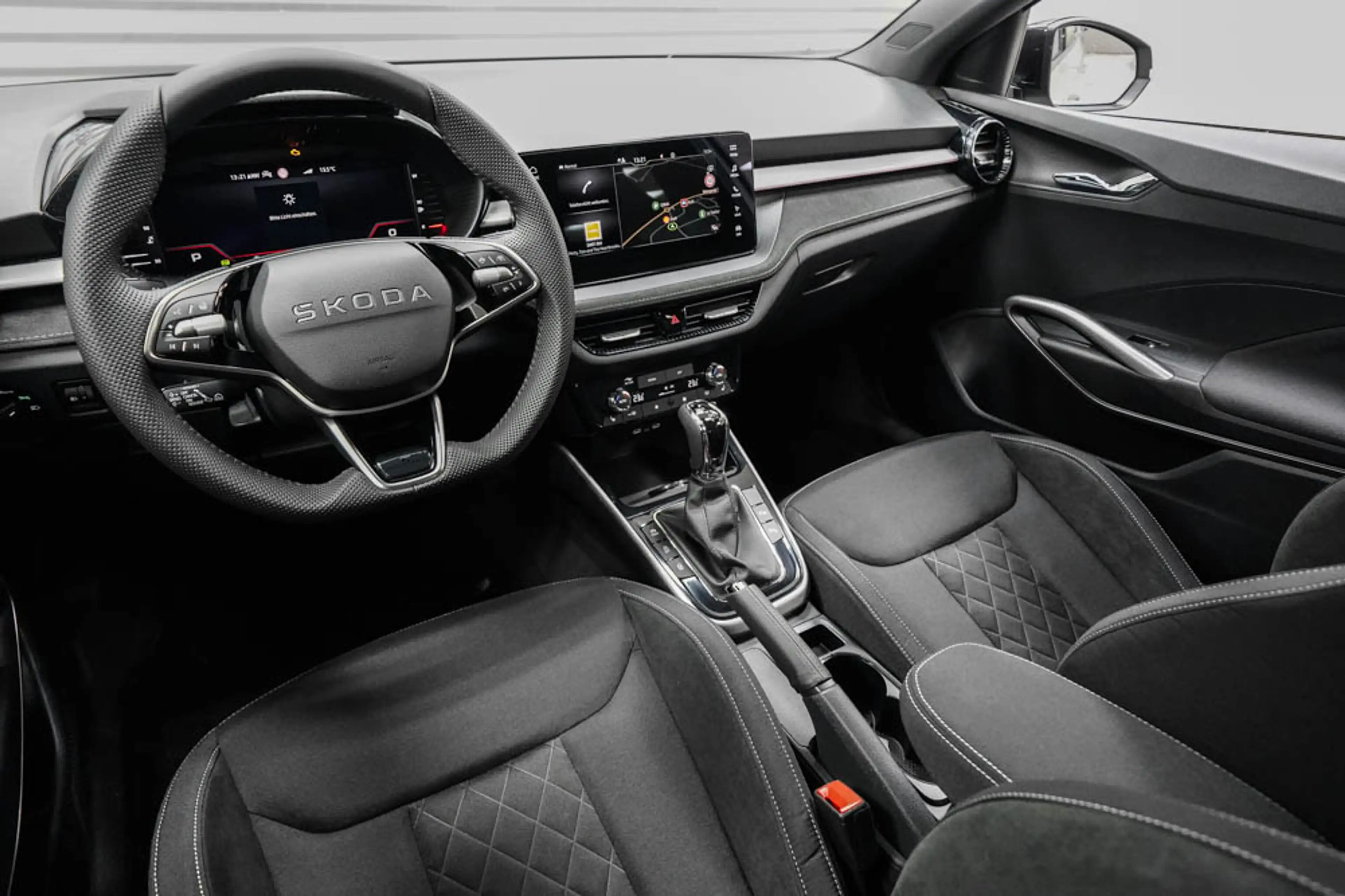 Skoda Fabia 1,5 TSI DSG Monte Carlo - LAGER — photo 7