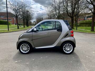 1.0i Mhd Pulse Softouch *** CLIM PANO 86000KM ***