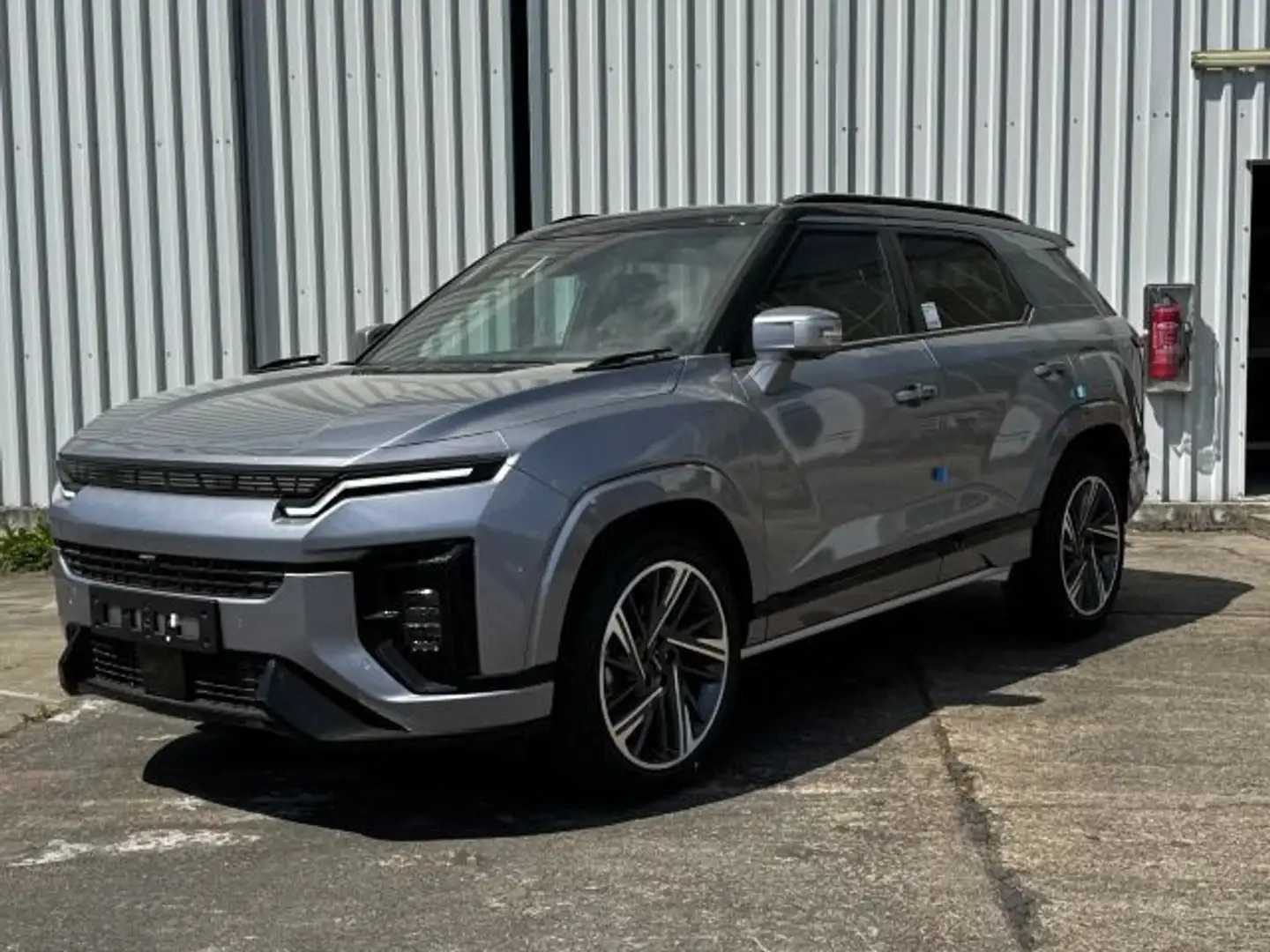 Autres KGM LUX neues Modell 1.5 GDi Vollausst. Argent - 2