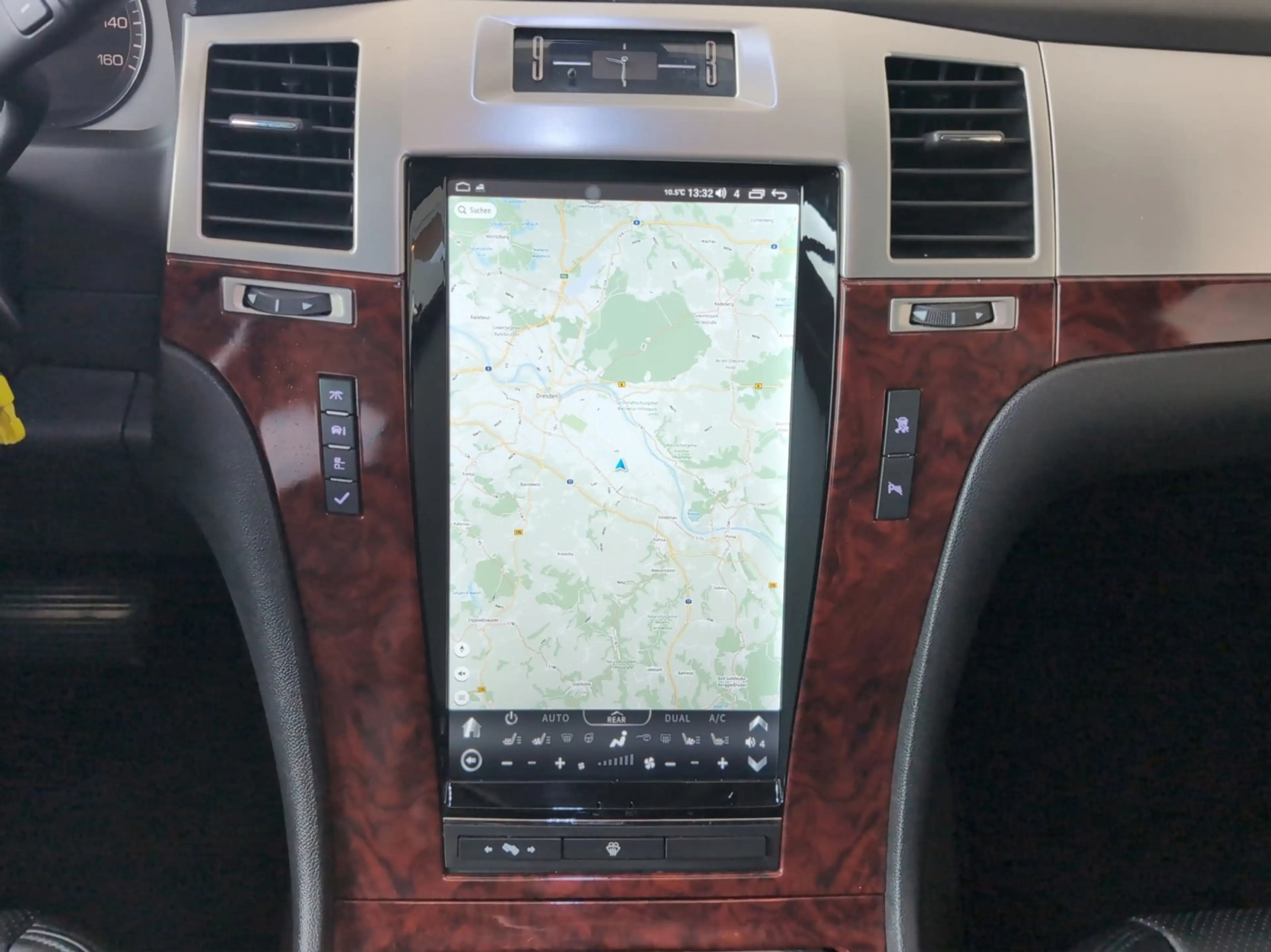 Cadillac Escalade 6.2 V8 /Bose/AHK/Sitzlüftung/Kamera/DAB — photo 9