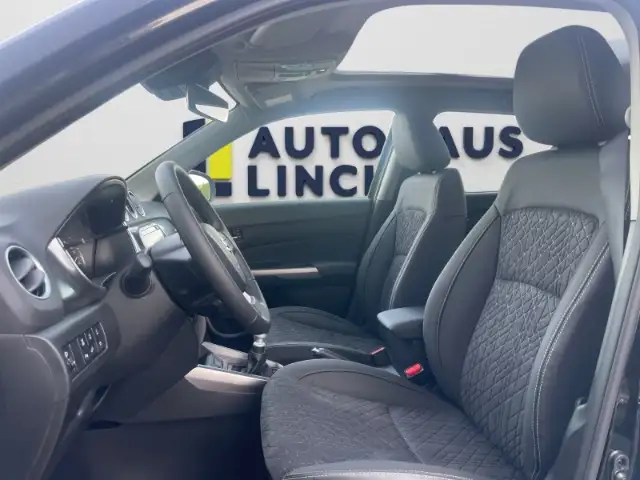 Suzuki Vitara NEW 1.4 Comfort+ HYBRID Allrad LED Licht