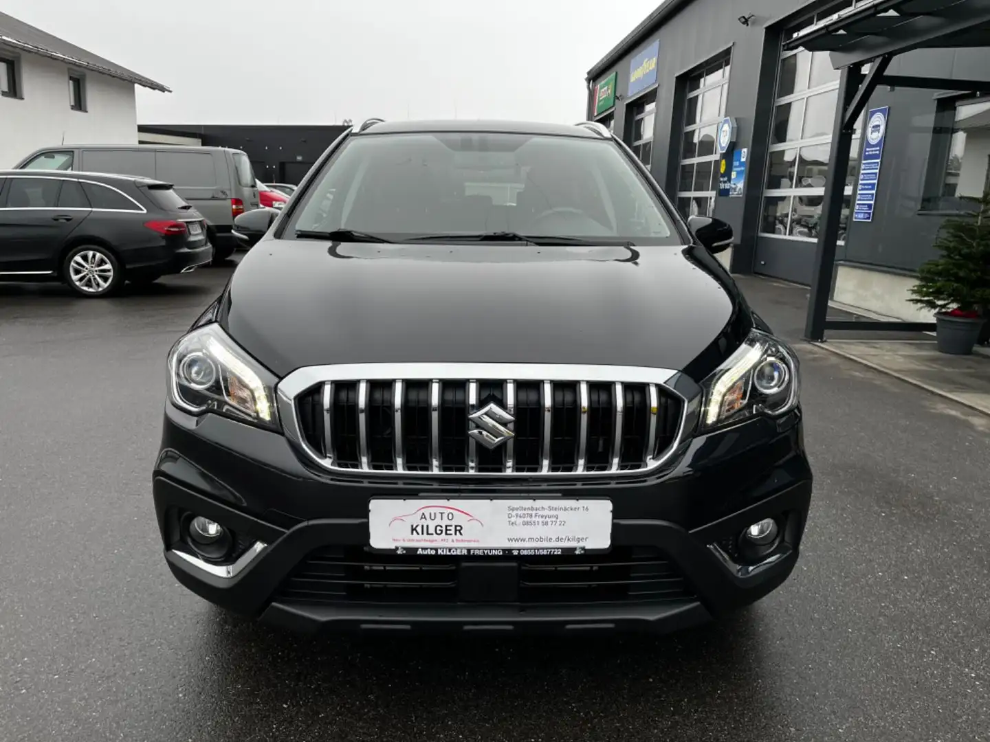 Suzuki SX4 S-Cross 1.4 Boosterjet Comfort AllGrip Zwart - 2